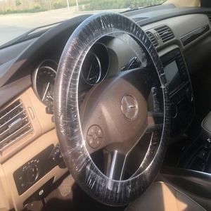 Couverture en <span class=keywords><strong>plastique</strong></span> <span class=keywords><strong>jetable</strong></span> de <span class=keywords><strong>volant</strong></span> pour le protecteur de voiture - Product Image 5