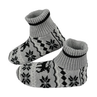 Chaussettes de Noël pelucheuses pour femmes hommes Chaussettes de maison antidérapantes à poignets élastiques avec poignées Chaussettes chaudes et moelleuses