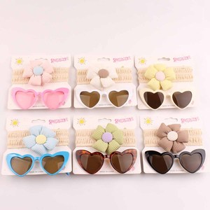 Ensemble bandeau en nylon et lunettes de soleil en forme de cœur pour bébé de 0 à 3 ans, bandeau décoré de fleurs, lunettes de soleil, emballage individuel OPP, cadeau d'été pour bébé - Product Image 4