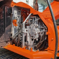 Offre Spéciale : Excavatrice d'occasion Hitachi ZX135US 13,5 tonnes, modèle original japonais à flèche courte, sur chenilles, compatible ZX60 ZX70 ZX120 ZX200, à vendre