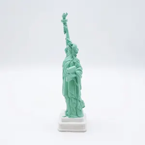 OEM individuelle handwerkliche heimdekoration miniatur periferisch souvenir statue harz zyan figur Statue der Freiheit statue