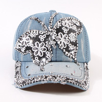 Casquette de baseball tendance pour femme, ornée de strass, en jean vieilli, avec diamants et clous