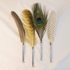 Penna a sfera in piuma di pavone di pavone vogn - Product Image 2