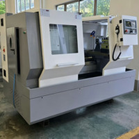 Torno CNC Horizontal de Servicio Pesado CK6163, Distancia entre Centros de 1000/1500/2000/3000 mm, Diámetro Interior de 105 mm, Precisión