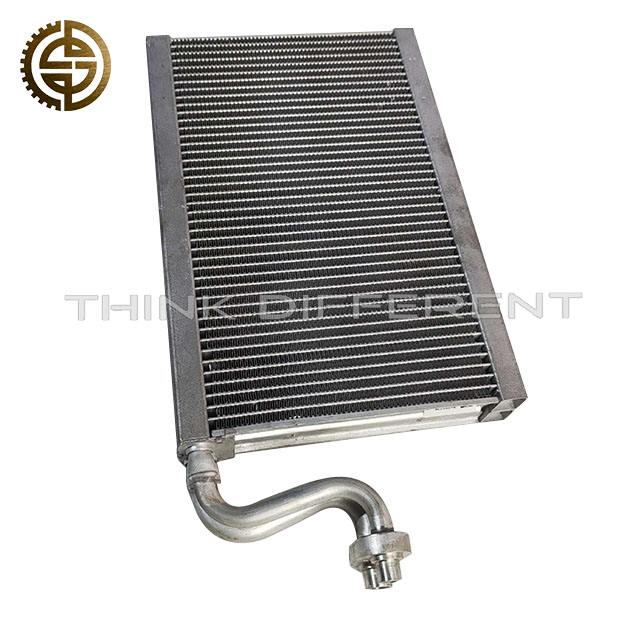 XGA84DFW711-01022 - XCMG Truck Parts 458102794 Evaporator Assembly