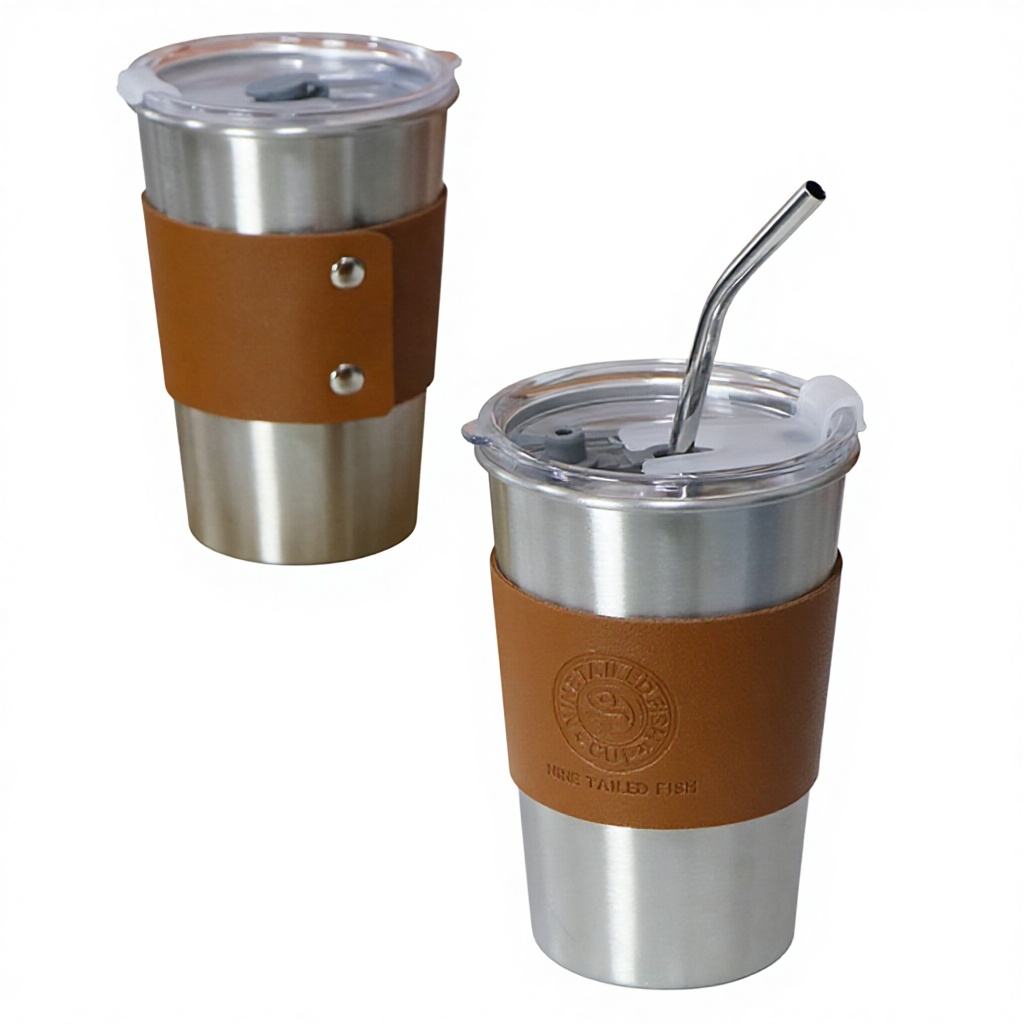 Tasse à café 500 ml + couvercle + paille