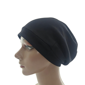 <span class=keywords><strong>Bonnet</strong></span> ajustable en coton modal doublé anti-taches avec logo imprimé, idéal <span class=keywords><strong>pour</strong></span> le sommeil, le sport et les voyages – Vente en gros - Product Image 2