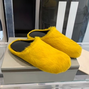 High-quality brand-designed fashionable plush <b>slippers</b> Men's and Women's Matching Luxury Sport Shoes - Product Image 3