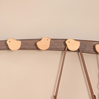 Porte-manteau mural en bois de noyer noir avec crochets en bois massif, design perforé, motif mignon pour entrée et couloir