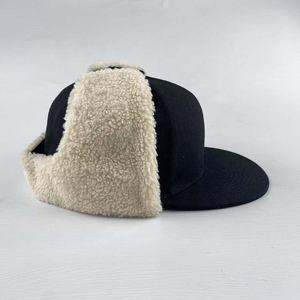 Casquette Chapeau d'Hiver OEM avec Protection d'Oreille en Fourrure, Cache-Oreilles Chauds, Bonnet de Ski Épais, Doux en Fausse Fourrure, Logo Broderie 3D, Casquettes Ajustées Personnalisées - Product Image 3