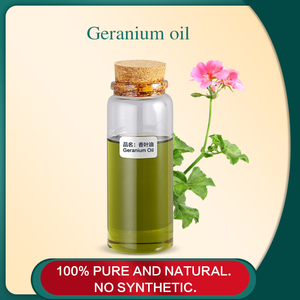 <span class=keywords><strong>Huile</strong></span> de Géranium 100% Pure et Naturelle – Approvisionnement en Gros – Qualité Cosmétique – Matière Première Parfumée pour Parfums et Aromathérapie - Product Image 3