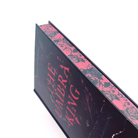 Fabrication en usine de livres à couverture rigide imprimés sur mesure avec des bords pulvérisés prix disponibles papier d'art couché offset pour livre d'impression