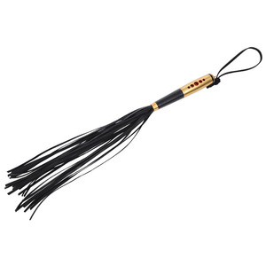 Flogger en cuir Black Wolf avec poignée en métal pour stimulation adulte et équipement de bondage - Product Image 2