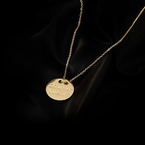 Collier <span class=keywords><strong>en</strong></span> or avec pendentif <span class=keywords><strong>en</strong></span> cercle "Do What You Love" gravé Bijoux à message inspirant - Product Image 3