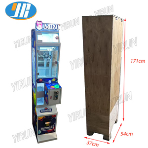 Máquina de Grúa Arcade Mini YIRUN con Diseño de SURFS, Juguete de Peluche con Aceptador de Billetes, Máquina de Muñecas Divertida - Product Image 6