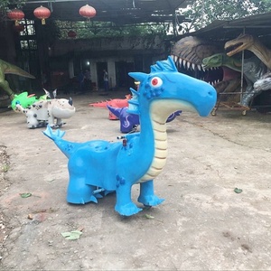 Motocicleta eléctrica de dinosaurio en el parque de atracciones infantil - Product Image 6