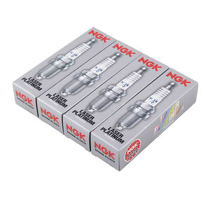 หัวเทียนซีลหลายชั้น NGK ออกแบบป้องกันการรั่วซึม อะไหล่จุดระเบิดรถยนต์ ทนทานต่อสภาพอากาศชื้นและสภาพแวดล้อมที่กัดกร่อน - Product Image 1