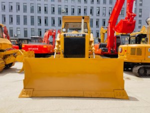 รถดันดินตีนตะขาบ CAT D6D มือสองใช้งานน้อย ทนทาน เหมาะสำหรับงานทำความสะอาดลานเหมืองและเตรียมพื้นฐาน - Product Image 5