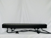 Venta de Fábrica: Barra de Luz Lineal LED de Pared con Control de Píxeles a Todo Color 18*10W RGBWA+UV 6-en-1, Barras de Matriz LED para Escenarios con Control DMX512
