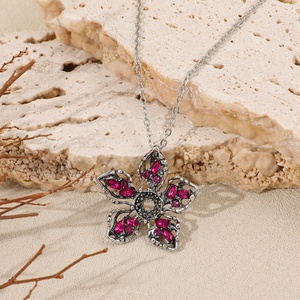 Sıcak Satış Vintage Erkekler İçin Çiçek Yiyen Ağız Halkası Kolye Ucu Kişiselleştirilmiş Alaşımlı Set Elmaslar - Product Image 3