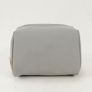 Doux Mattel en cuir Pu Gris voyage Personnalisé maquillage cosmétique sac - Product Image 4