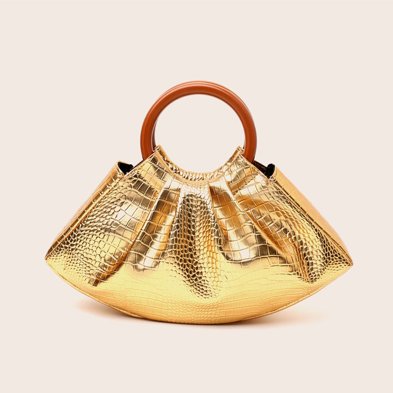 โกลเด้น