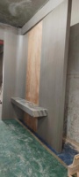 Panneau mural de luxe en bois massif avec table de toilette à miroir pour hôtel villa