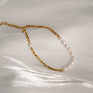 2025 डैज़ा नई गर्मी में 18k सोने की प्लेटेड तरनिश मुक्त स्टेनलेस स्टील रॉको प्राकृतिक मोती मिश्रित डिजाइन क्यूबन - Product Image 2