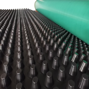 Système de tapis de solution de drainage mural vertical Panneau de drainage résistant aux racines avec géotextile à noyau personnalisé pour terrasses vertes - Product Image 3