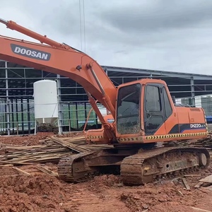 Excavatrice sur chenilles d'occasion Doosan DH220LC-7, 22 tonnes, d'origine coréenne, haute qualité - Product Image 3