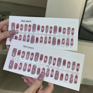 Vente en gros de <span class=keywords><strong>faux</strong></span> ongles courts carrés à imprimé zèbre <span class=keywords><strong>dégradé</strong></span> rose avec motif de fleurs blanches, <span class=keywords><strong>faux</strong></span> ongles réutilisables, 30 pièces - Product Image 3