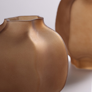 Florero Moderno de Vidrio Esmerilado Marrón en Forma de Linterna para Mesa, Recipiente para Agua, Decoración del Hogar - Product Image 3