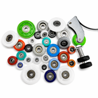 Gamme de roulements à billes et roulettes pour quincaillerie de portes coulissantes, fenêtres et armoires – Composants en métal, nylon et POM pour un roulement fluide