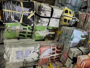 Yüksek kaliteli pamuk markalı erkek tişört Model 03 karışık boyutları stok <span class=keywords><strong>Lot</strong></span> 10000 adet artık Overruns örme iptal sevkiyat - Product Image 4