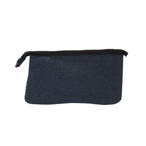 Bolsa de tela reciclada para uso diario, almacenamiento de artículos pequeños, accesorios de maquillaje y uso informal, ligera y cómoda - Product Image 1