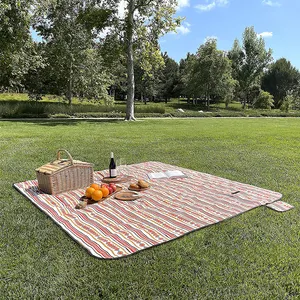 Outdoor Blanket Waterproof Custom Printed Recyclable Large Tote Outdoor Waterproof Sand Proof Coating Beach Picnic Blanket