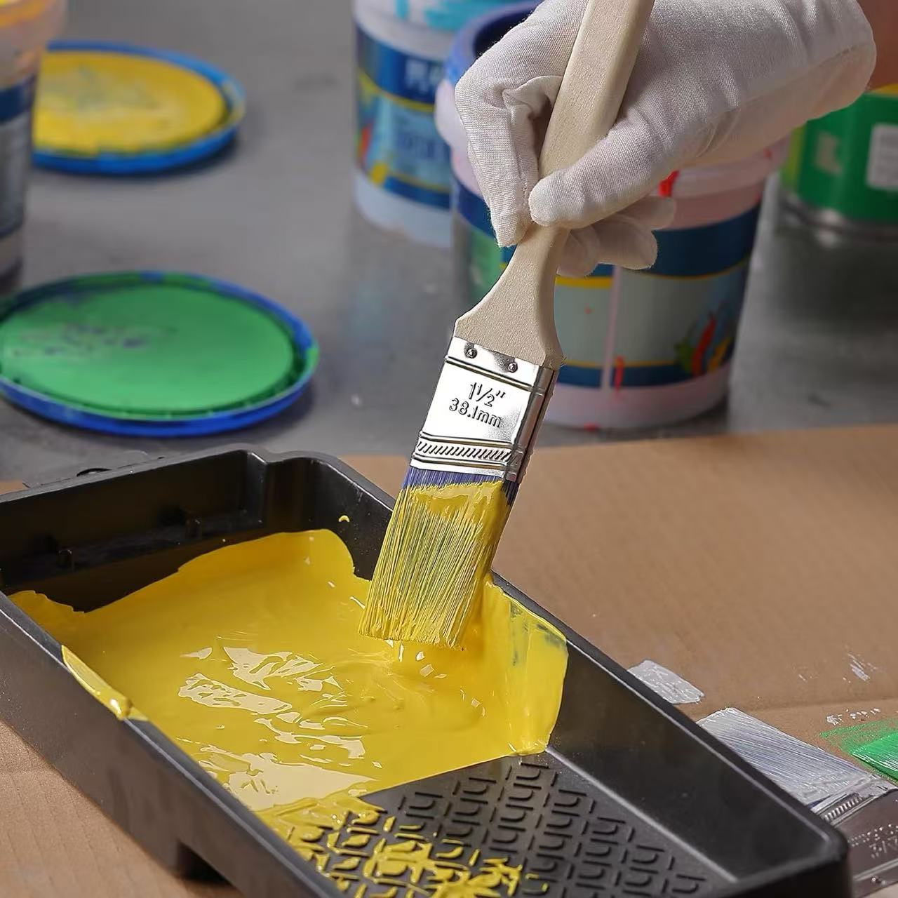 large filbert brush for painting