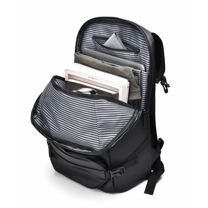 Mochila Deportiva Casual Geométrica Unisex Nueva con Cierre de Cremallera Antirrobo, Impermeable, de Poliéster Suave, para la Escuela, Negocios, Viajes y Moda - Product Image 4