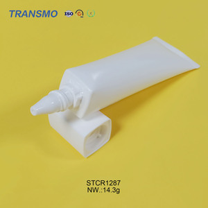 Venta al por Mayor de Tubos de Brillo Labial Vacíos de 15 ml, Botellas Transparentes de Plástico PE PP con Sistema de Presión - Product Image 1