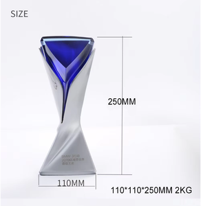 चमकदार फैशन रचनात्मक कस्टम ट्रॉफी पुरस्कार डिजाइन जस्ता मिश्र धातु ट्रॉफी कप चांदी लेजर उत्कीर्णीय लोगो पुरस्कार ट्रॉफी - Product Image 2