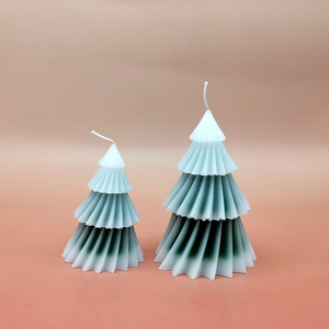 Velas de Pilar Creativas Hechas a Mano para Navidad, Decoración Aromática Festiva y Regalo Único para la Temporada - Product Image 2