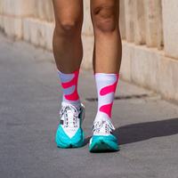 Anti-blister professionnel personnalisé course à pied chaussettes de sport populaire marque Marathon chaussettes hommes Compression équipage cyclisme chaussettes femmes