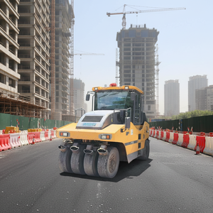 Xp 303S Xp 303ks 30 <span class=keywords><strong>Ton</strong></span> Hydraulische Compactor <span class=keywords><strong>Roller</strong></span> Machine Gebruikt Weichai Motor Hydraulische Pomp Rubber Band Road <span class=keywords><strong>Roller</strong></span> Verkoop - Product Image 1