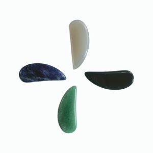 Masajeador Gua Sha de Jade Natural Reutilizable, Espátula de Belleza Multifuncional para el Cuidado de los Ojos - Product Image 1