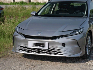 <span class=keywords><strong>โต</strong></span><span class=keywords><strong>โย</strong></span><span class=keywords><strong>ต้า</strong></span> แคมรี่ 2.0 ลิตร ไฮบริด ดีลักซ์ พวงมาลัยซ้าย เบาะหนัง ภายในสีเข้ม ระบบควบคุมความเร็วอัตโนมัติ ล้อแม็ก R17 - Product Image 5