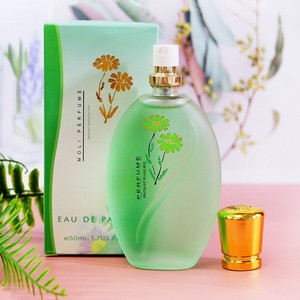 <span class=keywords><strong>Profumo</strong></span> Spray da <span class=keywords><strong>Donna</strong></span> 50ML, Fragranza Duratura con Note di Osmanto, <span class=keywords><strong>Rosa</strong></span>, Gelsomino, Lavanda e Gardenia, Ideale per Appuntamenti, Vendita all'Ingrosso - Product Image 5