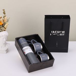 Business-grade 304 Stainless Steel Insulated Water Cup Set Three Lids Double-walled Vacuum Design 6-12 Hours Thermal Insulation - Product Image 3