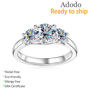 Joyería Fina, Anillo de Diamantes de 3 Piedras con Moissanita VVS GRA de Corte Redondo de 2CT, Chapado en Oro sobre Plata 925, de Alta Gama, para Regalo de Pareja - Product Image 1