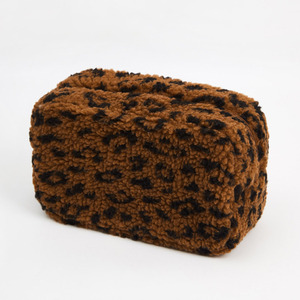 Borsa per il trucco del leopardo delle donne portatili dei classici di moda borsa per cosmetici lanuginosa di stoccaggio multifunzione per il viaggio - Product Image 4