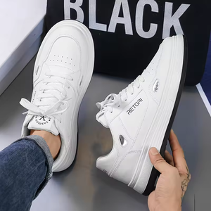 Zapatos Casuales Transpirables de Cuero para Hombre, Nuevo Estilo Deportivo, Zapatos de Skateboard Blancos, Modernos, Versátiles y Ligeros - Product Image 1